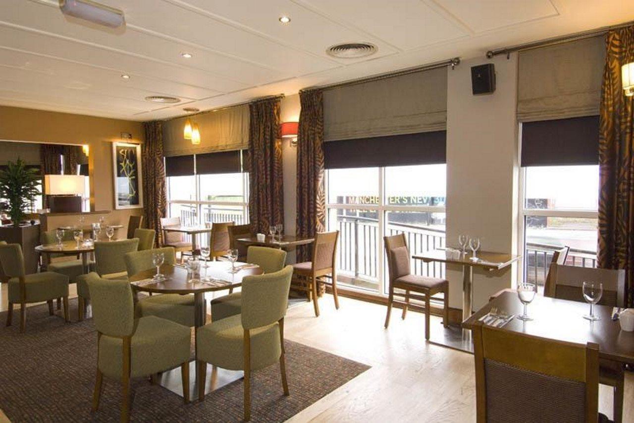 Premier Inn Manchester City Centre 外观 照片